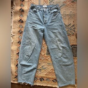 AGOLDE Luna tapered raw hem 
Size 28